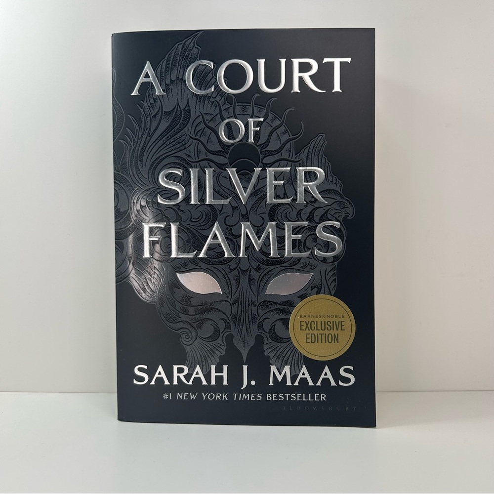 A Court of Silver Flames Exclusive Edition by Sarah J. Maas ACOTAR